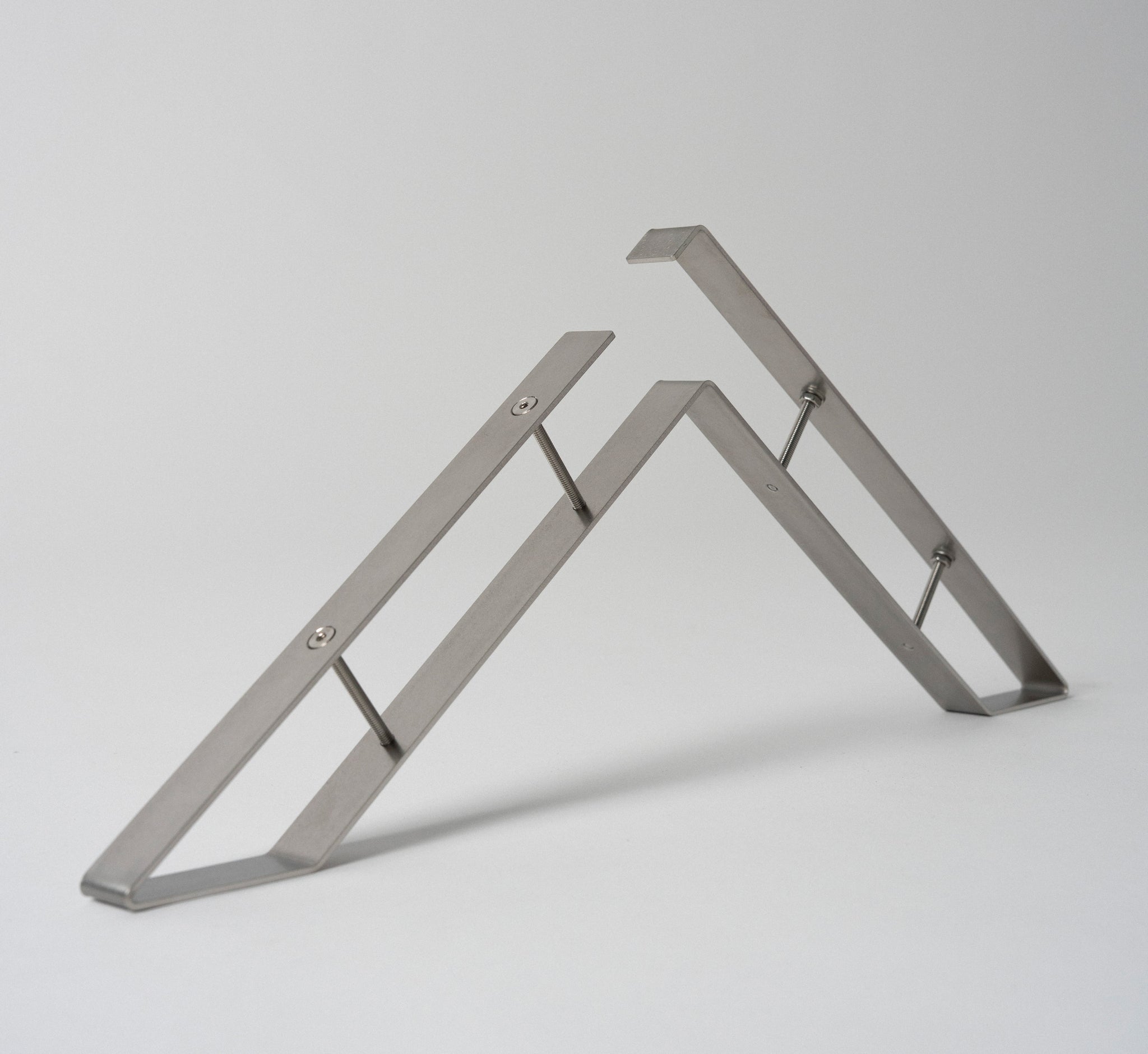 STEEL HANGER [001] - PACK OF 3